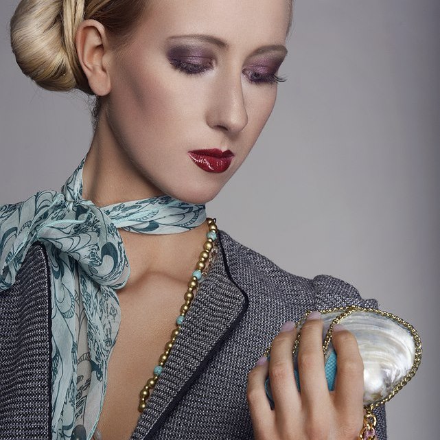 Model: Irina Haller